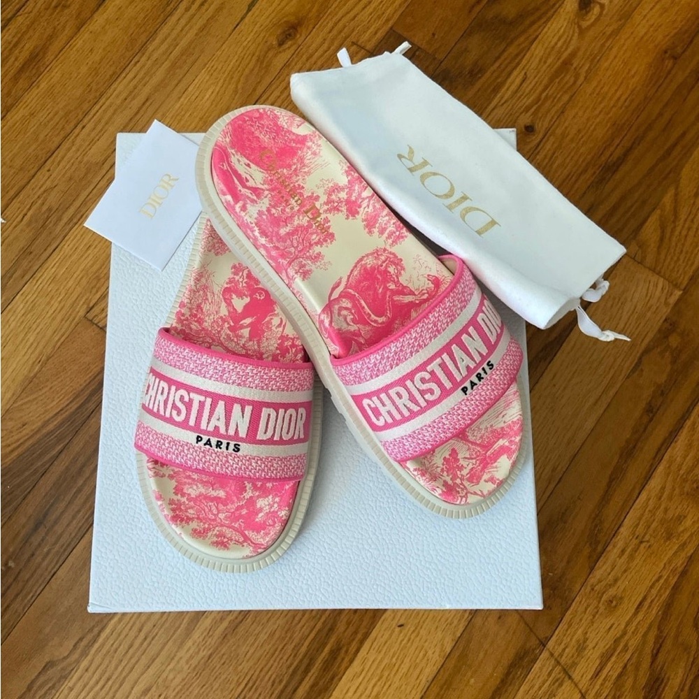 Christian Dior Dway slides